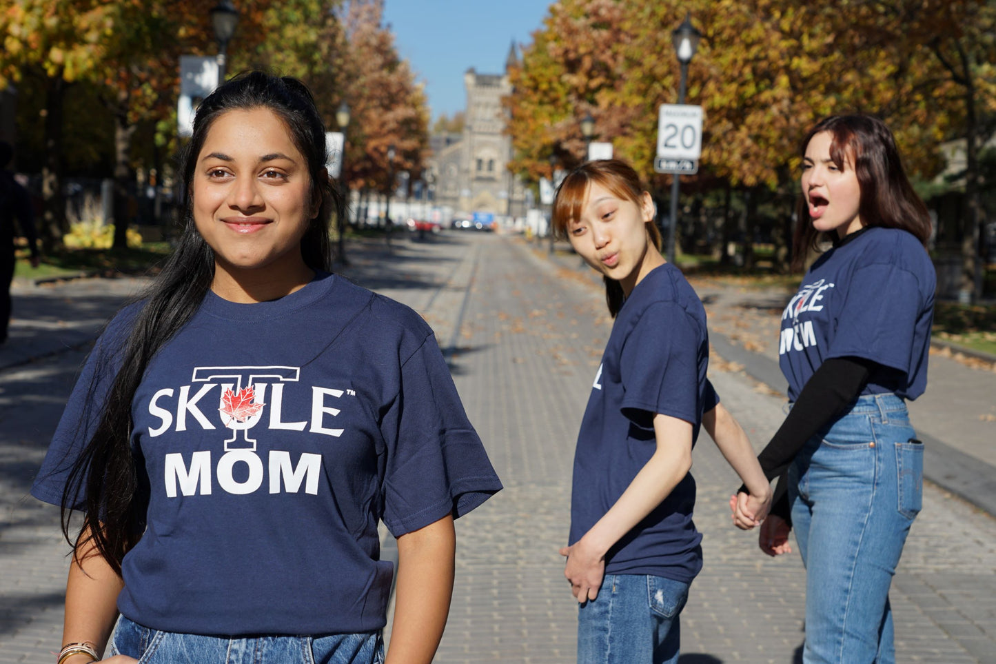 Skule™ Mom Shirt